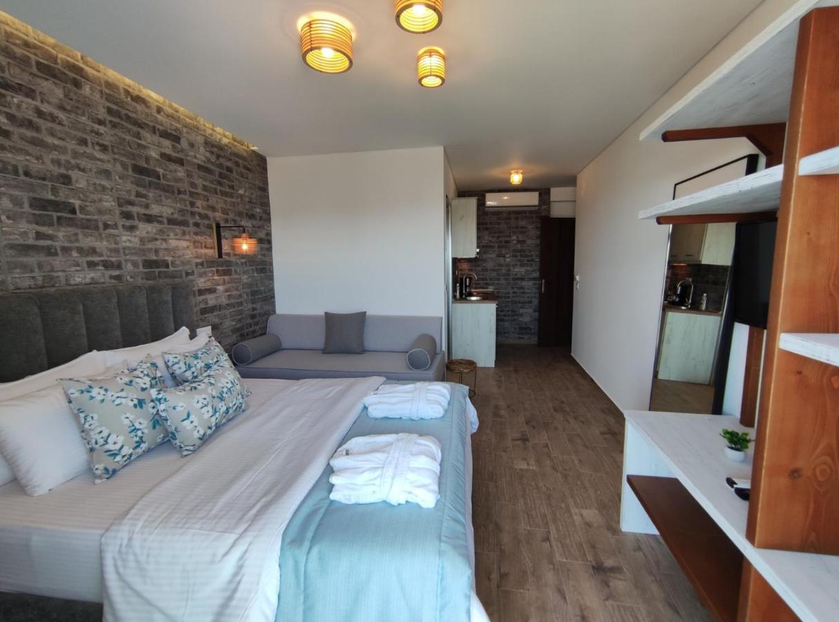 Dikap Luxury Aparts Limenaria  Exteriör bild